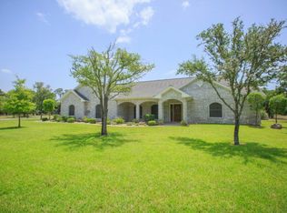 173 Post Oak Pl, Inez, TX 77968