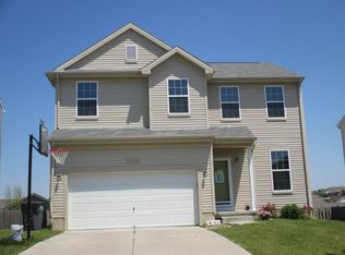 19460 Gail Ave, Omaha, NE 68135