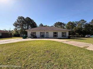 82 Holly Cir, Gulfport, MS 39501