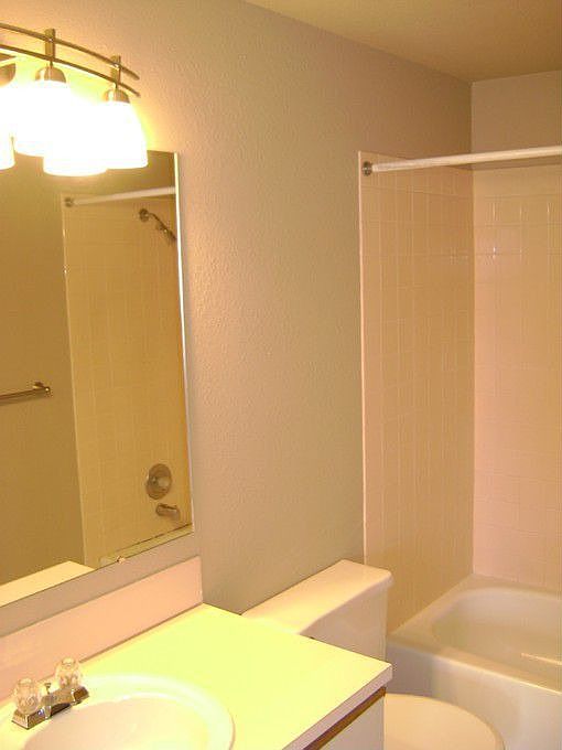 Upstairs Full Bath