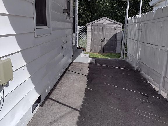 Old picture with private fence. New fence coming soon