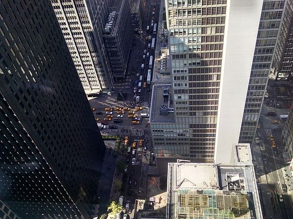 4th image of 15 W 53rd St #48E