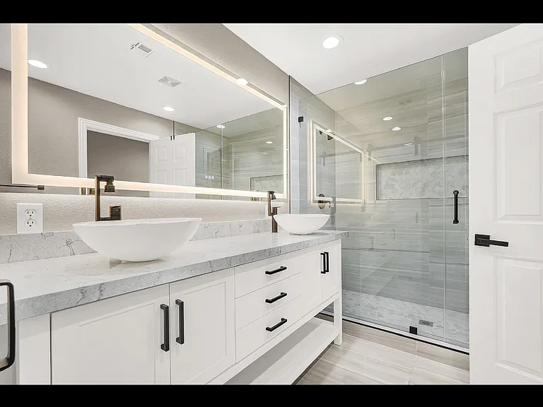 3841 Cranbrook Hill St — Photo 9