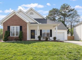 8701 Neuse Village Ct, Raleigh, NC 27616