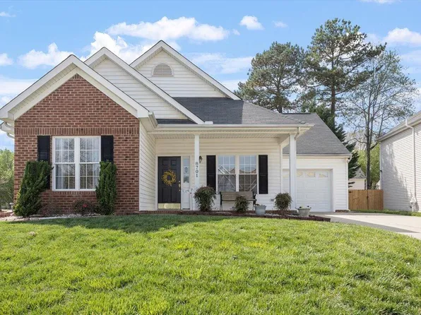 8701 Neuse Village Ct, Raleigh, NC 27616