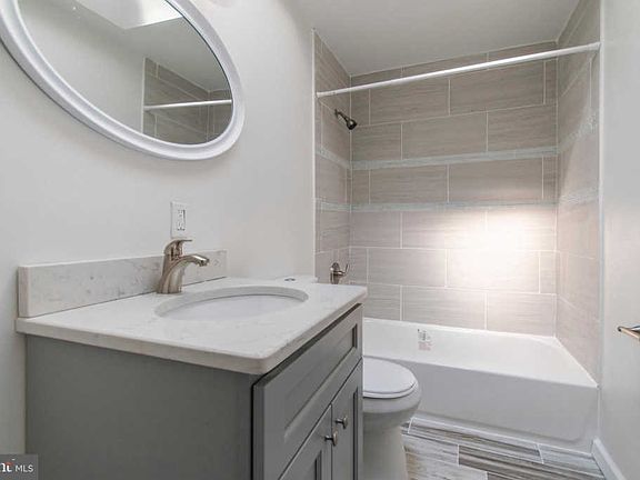 4th image of 1542 Kinsdale St