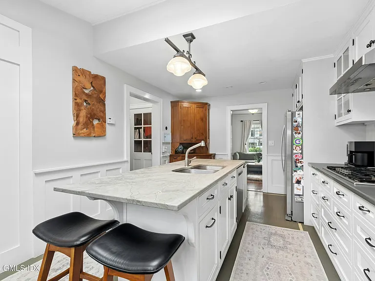 58 Sound Beach Ave — Photo 4