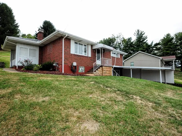 29 Mannina Ave, Dunlevy, PA 15432