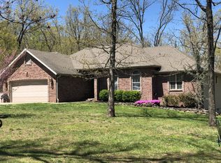 778 Mountain Oak Dr, Strafford, MO 65757