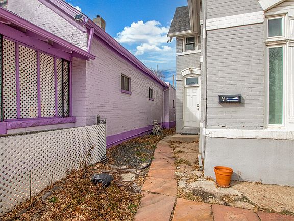 5th image of 1061 N Kalamath St Unit A