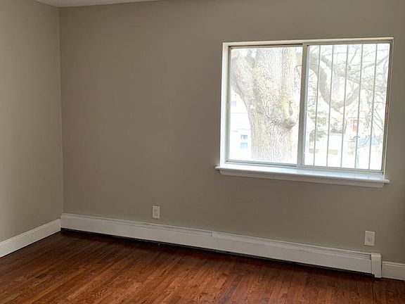 4th image of 109-39 174th St #2