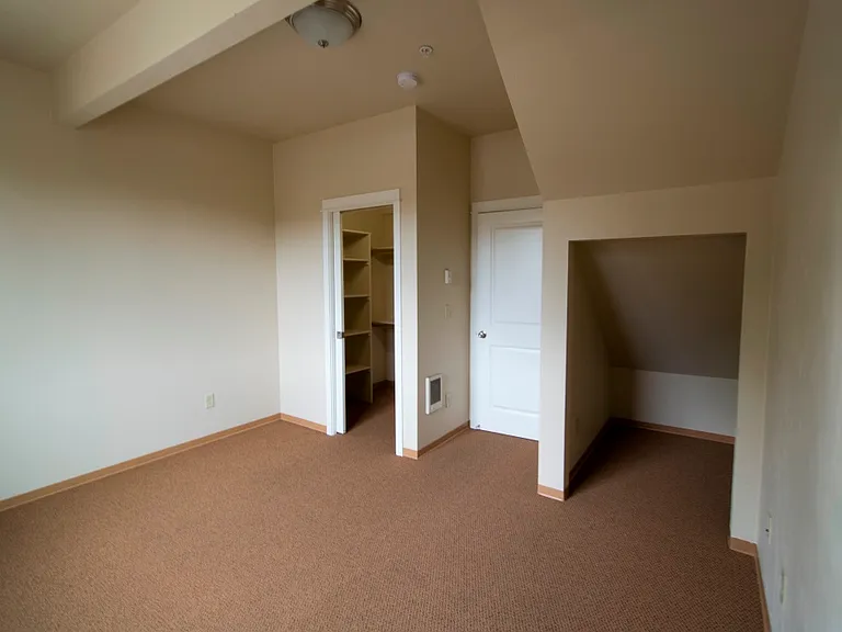 648 E 17th Ave #15 — Photo 5