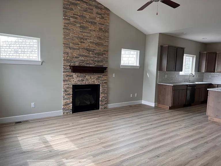 221 Summit Crest Way — Photo 5