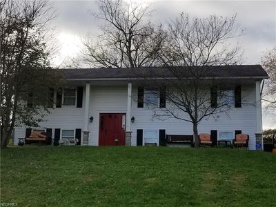 3315 Lochlomond St, Dalton, OH, 44618