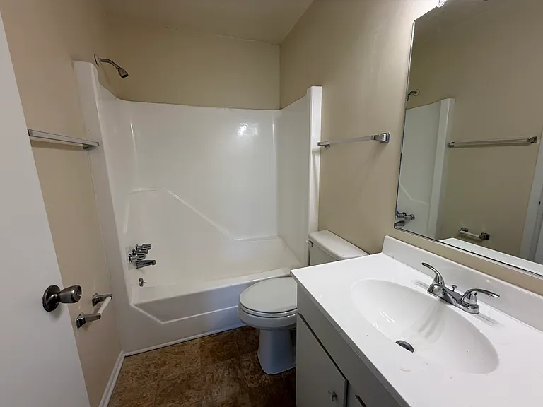 Forestbrook Apartments — Photo 24