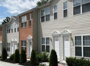 414 Hampton Ct, Princeton, WV 24740