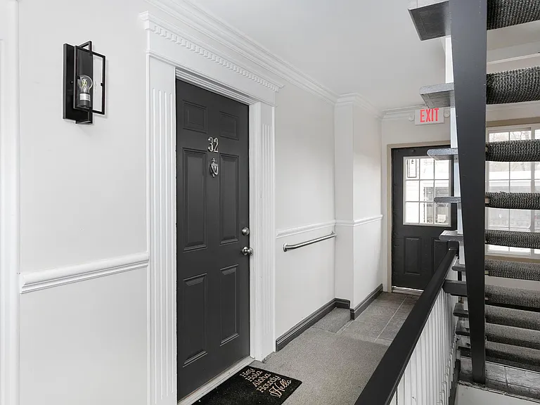 2309 Walton Blvd #32 — Photo 2