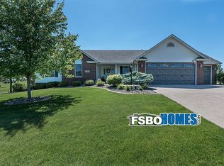 15002 108th Avenue Ct, Davenport, IA 52804