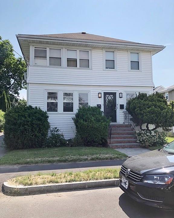 1st image of 11 Taylor St #1