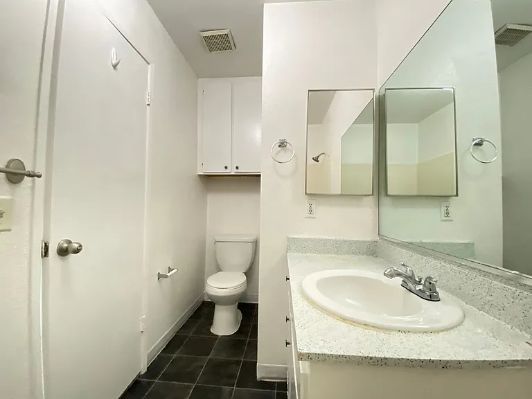 4575 Oregon St #1 — Photo 10