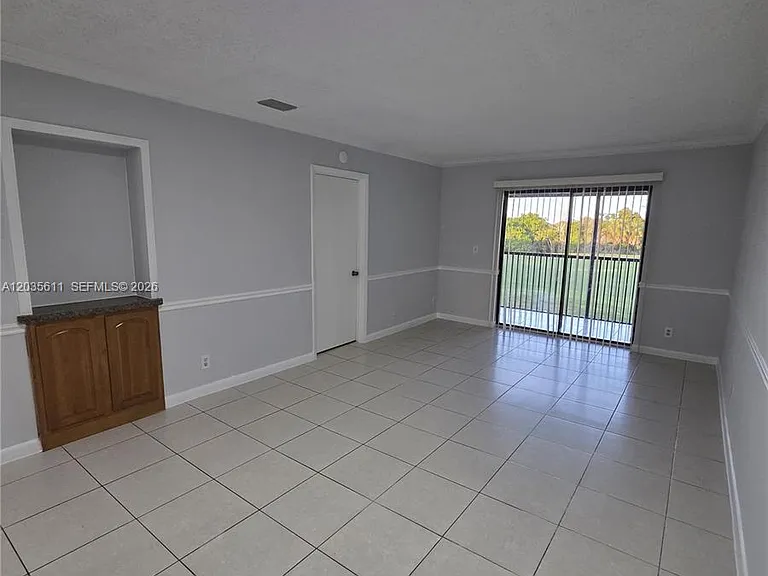 1170 NW 80th Ave #203 — Photo 4
