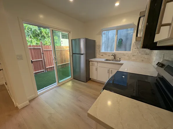 13527 Rye St #7, Sherman Oaks, CA 91423