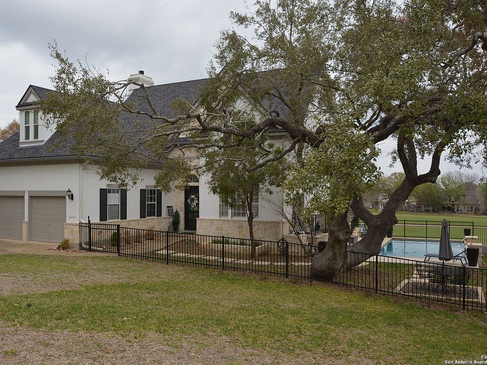 1st image of 29707 Fairway Bluff