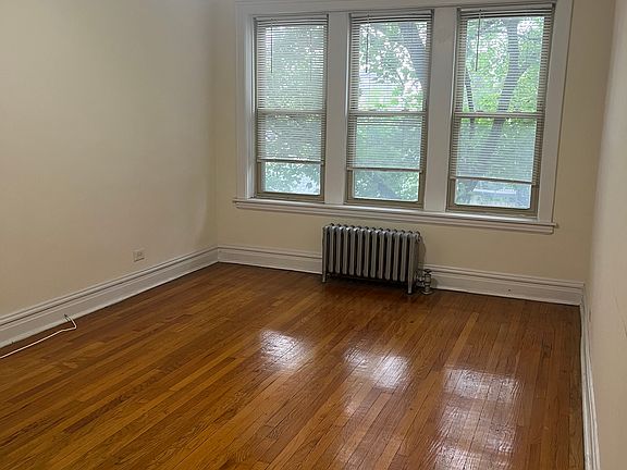 4th image of 2824 W Dickens Ave Unit 2