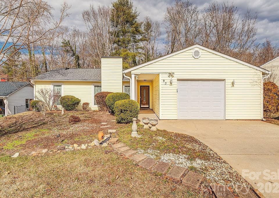 1st image of 93 Stoney Hill Ct