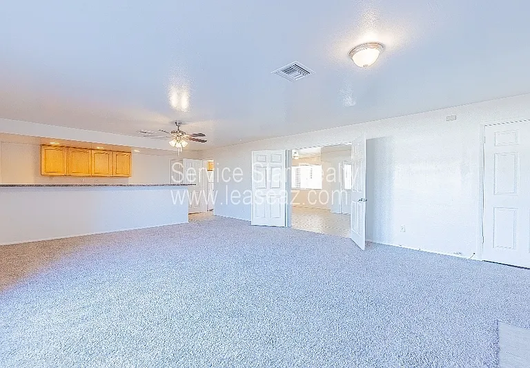 532 W Dublin St — Photo 2