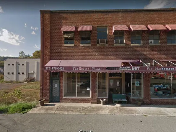 213 Front St E, Coeburn, VA 24230