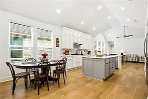 606 Sagebrush Trl — Photo 3