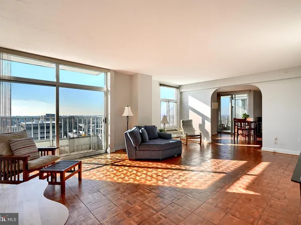 28 Allegheny Ave APT 1903-1905, Towson, MD 21204