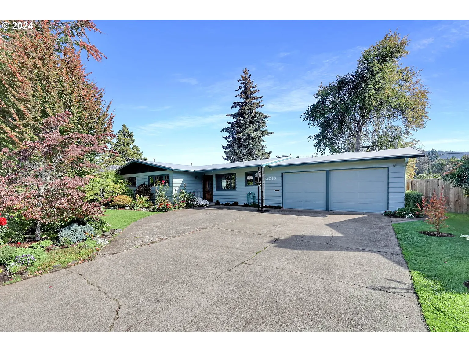3515 Mill St photo 1