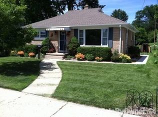 1022 Summer St, West Bend, WI 53090