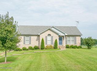 270 Meadow Lake Dr, Taylorsville, KY 40071