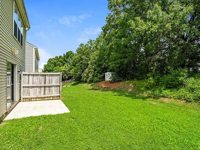 1322 Rumstone Ln — Photo 17