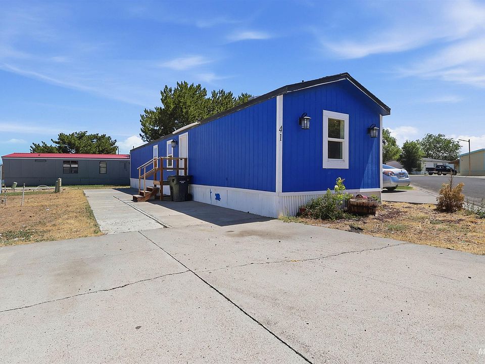 1st image of 33 Manor Dr #41