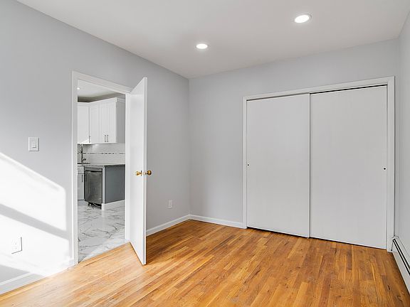 3rd image of 325 57th St Unit 1