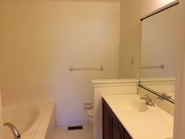115 Madison Way — Photo 11