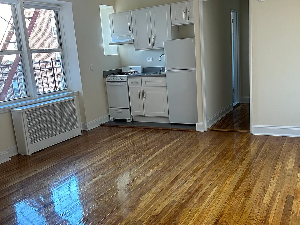 1535 Shore Pkwy #3F