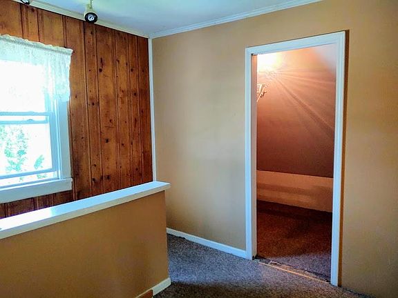 5th image of 715 E 31st St Floor 2