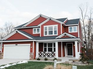 1320 Barcelona Ct SW, Byron Center, MI 49315