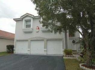 126 Gables Blvd, Weston, FL 33326
