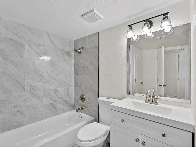 2535 W Missouri Ave #1 — Photo 10
