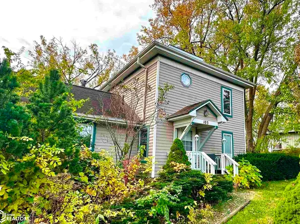 103 S 8th Ave E, Newton, IA 50208