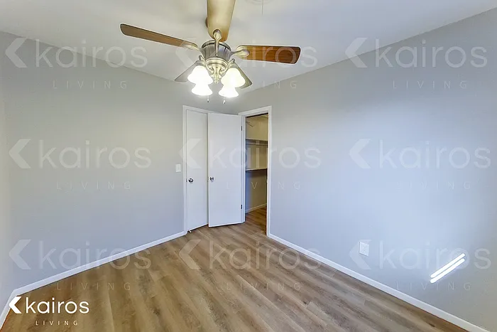 4405 Crockett St — Photo 10