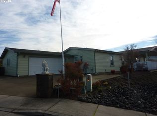 120 Erin Ct, Roseburg, OR 97471