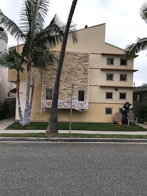 1st image of 250 6th St