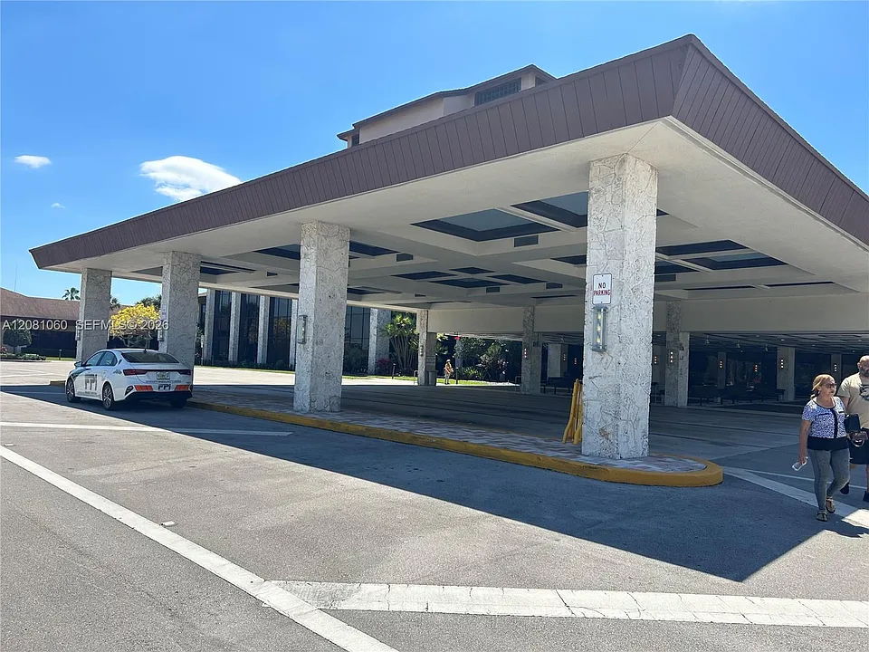 100 SW 132nd Way #305K